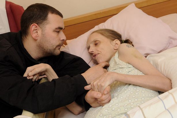 £££-Liver-disease-sufferer-Beverley-Pickorer-3017743