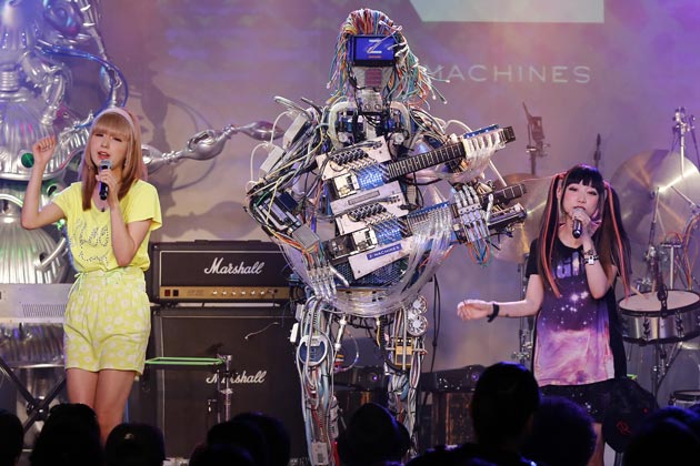 main-1-robot-band-290613