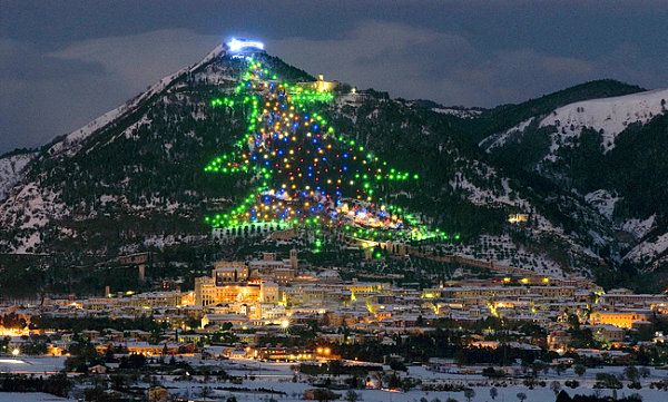 Christmas-tree-on-Monte-Ingino-Italy