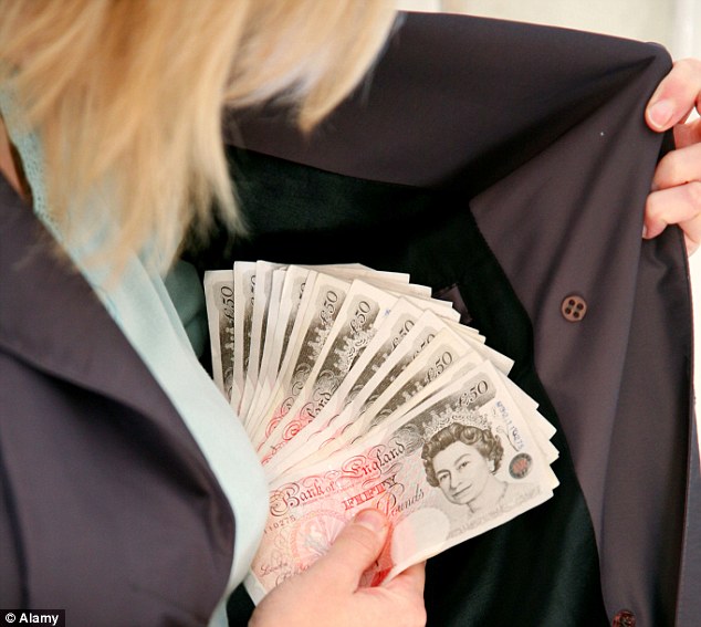 23ED2C1E00000578-2867851-image-m-62_1418173183443