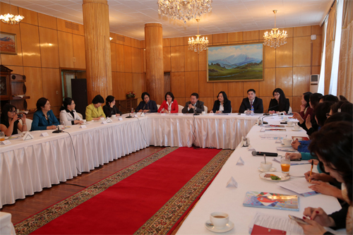 2014-03-07emegteichuud_big