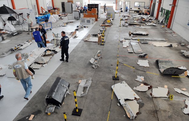 _73726861_624_debris-all