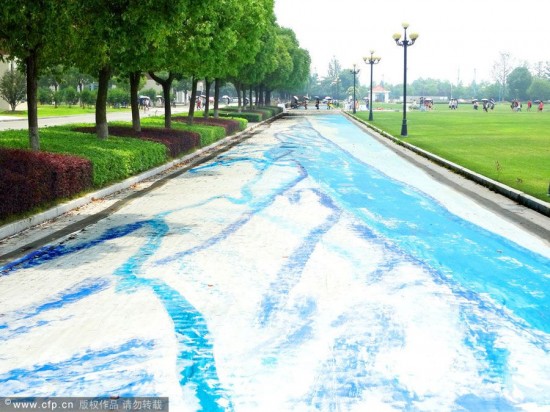 longest-street-painting3-550x412
