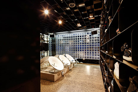 Sneakerboy-by-March-Studio_dezeen_468_12