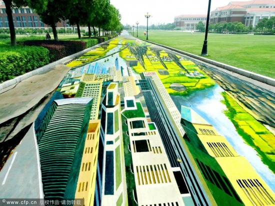 longest-street-painting2-550x412