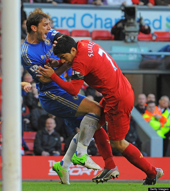 o-LUIS-SUAREZ-BRANISLAV-IVANOVIC-570