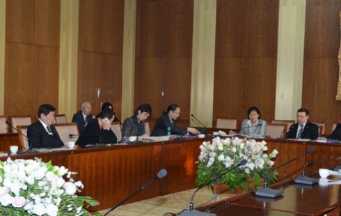 Төрийн_байгуулалтын_байнгын_хороо Төрийн_байгуулалтын_байнгын_хороо