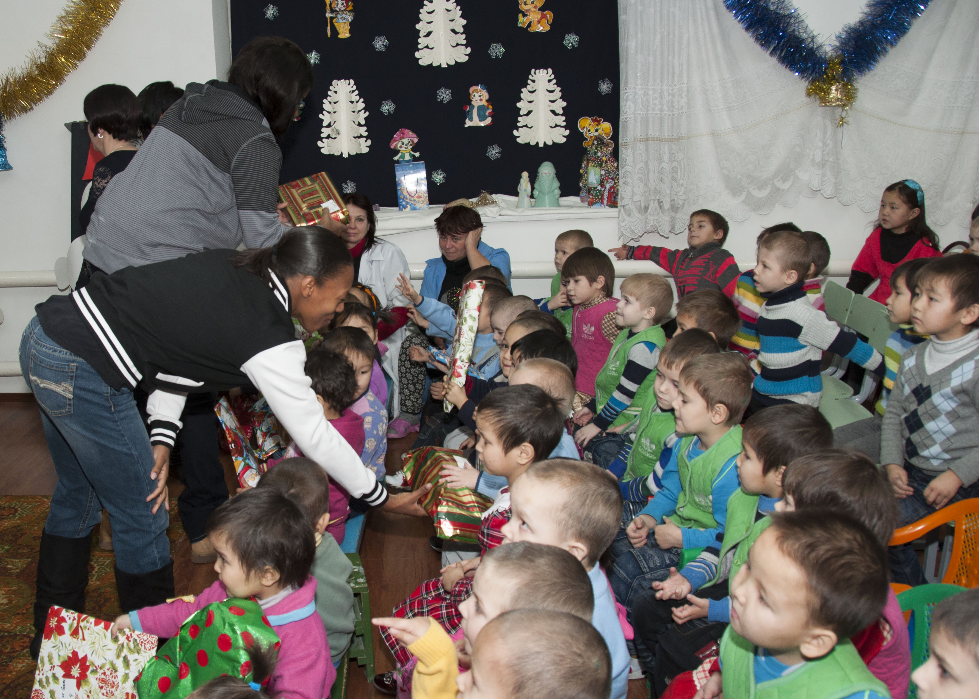 Children_at_the_Belovodski_Preschool_Orphanage_in_Karabalta