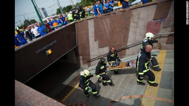 140715110040-01-moscow-train-horizontal-gallery