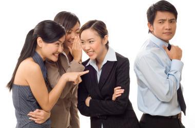 gossip_crop380w-123451-579090477 gossip_crop380w-123451-579090477