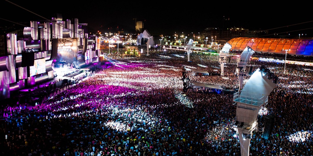 biggest-parties-in-the-world-1071695-TwoByOne