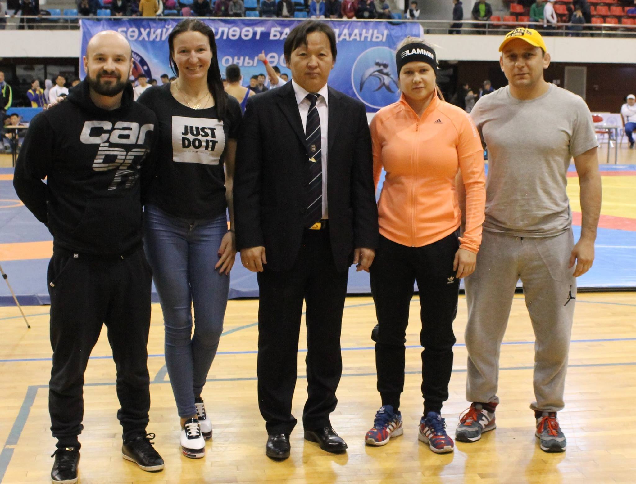 Wrestlers from Finland and  Latvia arrive in Mongolia to   hold joint training