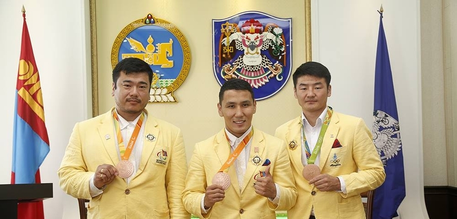 Olympic medalists awarded the Order of Khangarid