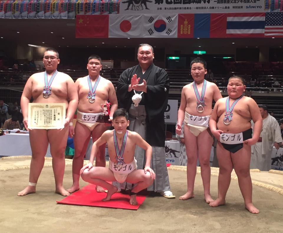 Mongolia wins silver medal at Hakuho Cup 2017