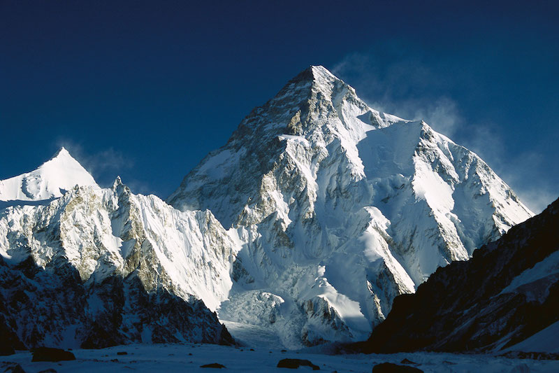 Mountaineer G.Usukhbayar starts voyage to K2 summit