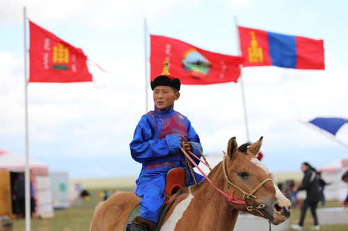 unuudur/image/2025/08/25/tny4wxlm871kbjgj/0O0A2367