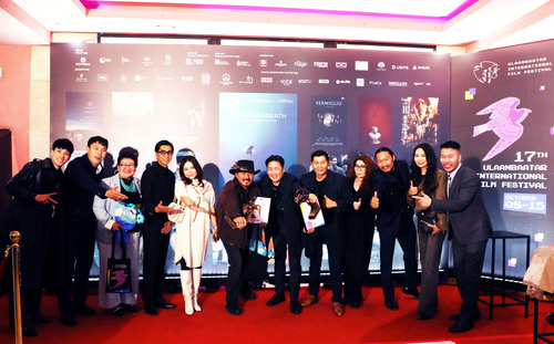 unuudur/image/2025/10/10/ilt1vjrj0xdbs70o/3M9A6619