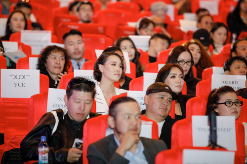 unuudur/image/2025/10/10/uhhlyssycy8spapb/_7D_2189