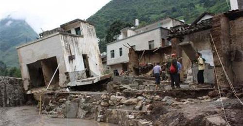 66663_china-landslide-reuters-670