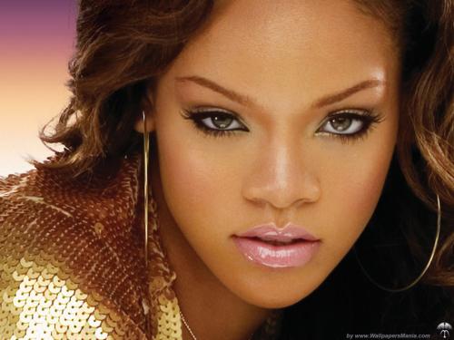 rihanna-racist-tweet rihanna-racist-tweet