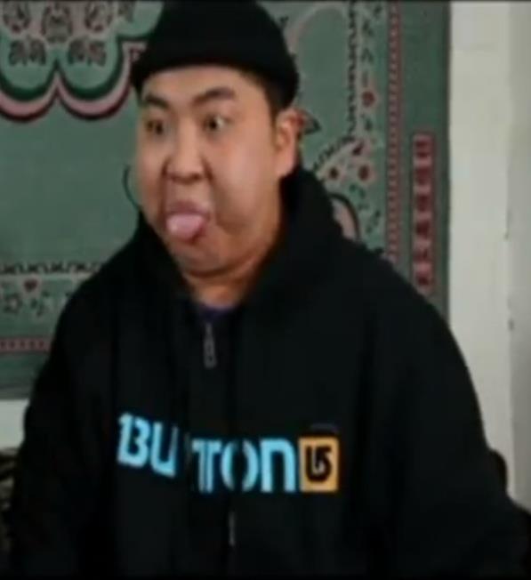 199557_227687474025558_1957555280_n
