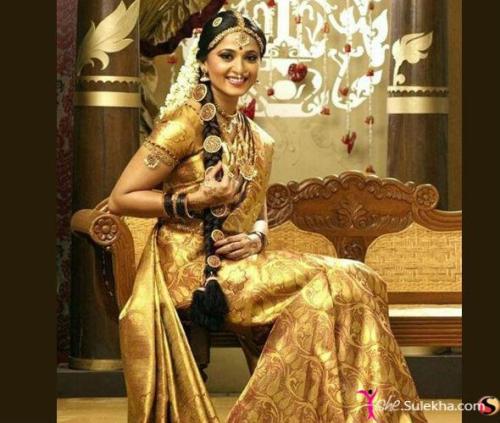 indian-bridal-hairstyles-2012-2-20-7-34-48