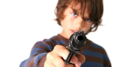 child_gun_shutterstock_25297288-460x260