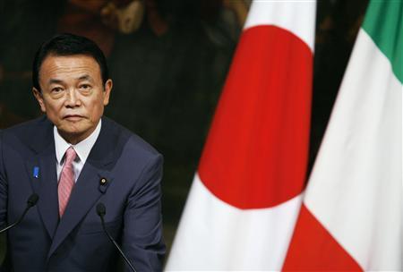 121213052616-japan-shinzo-abe-fist-raise-story-top