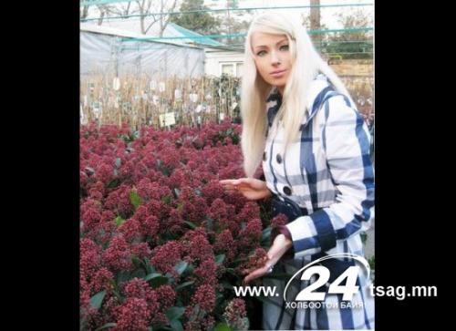 valeria lukyanova 24 tsag mn12