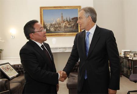 2012-07-28huntaij_big