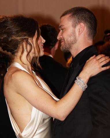 1345486368_jessica-biel-justin-timberlake-article