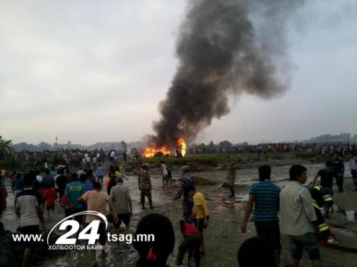 2941_nepal-plane-crash