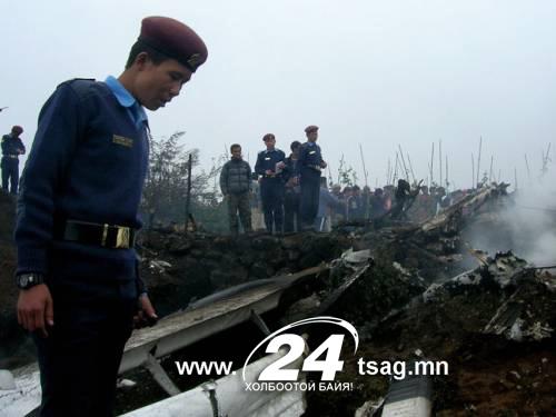 2941_nepal-plane-crash