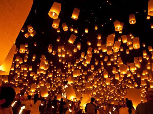 006_floating-lanterns-thailand 006_floating-lanterns-thailand