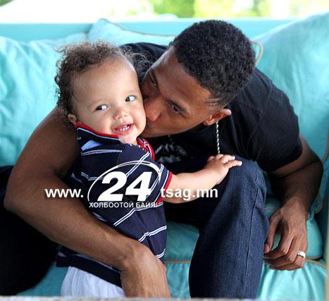 1347910968_mariah-babies-467
