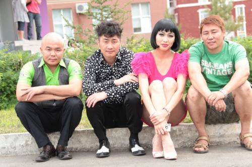 21761_304639366316409_613501350_n