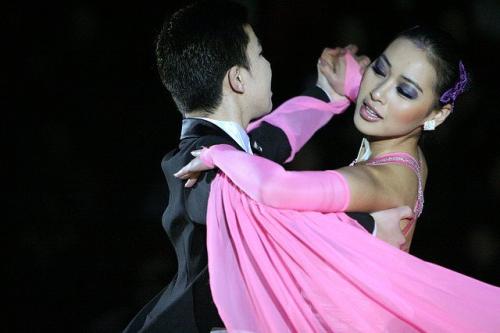 21761_304639366316409_613501350_n