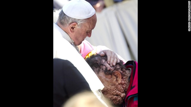 131106202159-03-pope-1106-horizontal-gallery