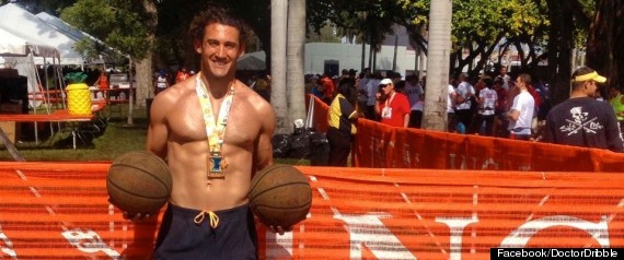 r-DARREN-WEISSMAN-DRIBBLING-GUINESS-WORLD-RECORD-large570