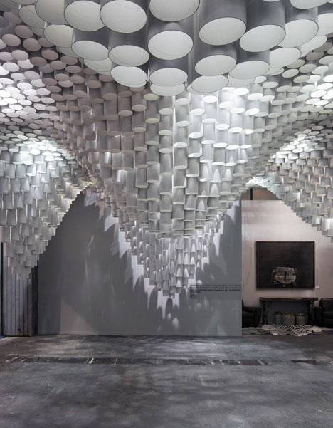dezeen_Paper-Chandeliers-by-Cristina-Parreno-Architecture_10