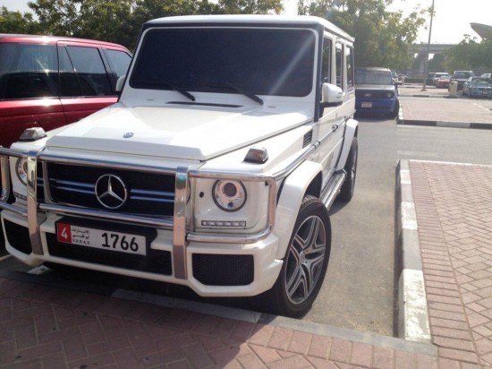 Dubai-parking-lot12-550x412
