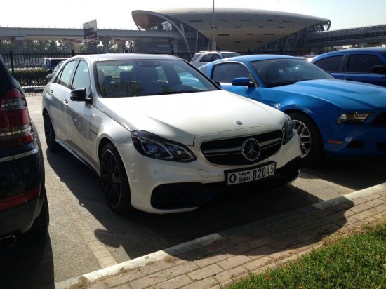 Dubai-parking-lot15-550x412