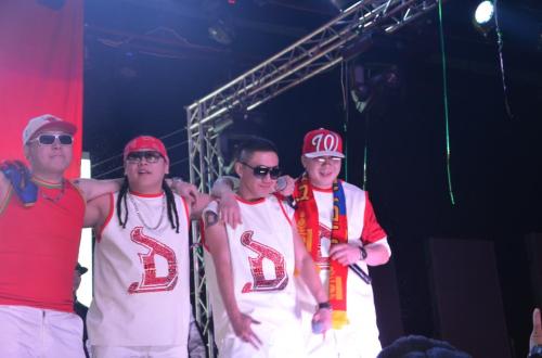 5509_310071429115358_131684751_n