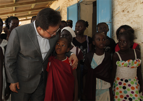 2013-02-16sudansur_big