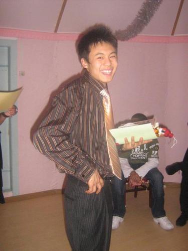 298895_271341716211000_6536596_n