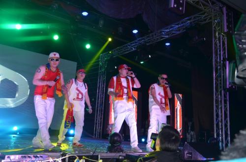 68992_310067902449044_1806497807_n