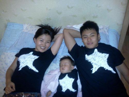 298895_271341716211000_6536596_n