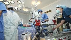 солонгос эмч нар