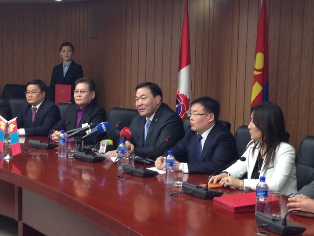 BJtygHhCQAEn-Nt.jpg large