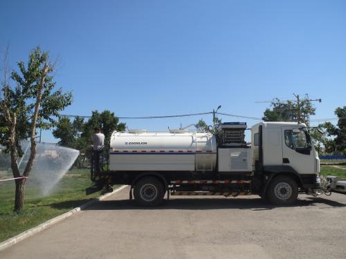 зүлэгжүүллээ зүлэгжүүллээ